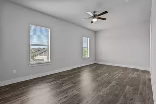 865 Limmer Loop, Hutto, TX 78634 - Photo 21