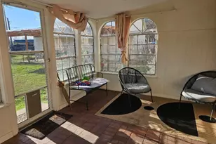 710 N Avenue C, Elgin, TX 78621 - Photo 25