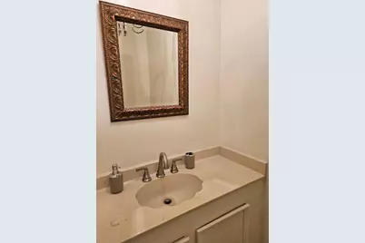 710 N Avenue C, Elgin, TX 78621 - Photo 19