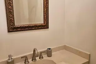 710 N Avenue C, Elgin, TX 78621 - Photo 19