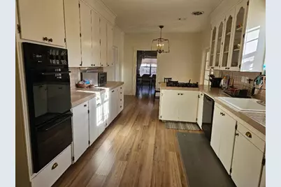 710 N Avenue C, Elgin, TX 78621 - Photo 7