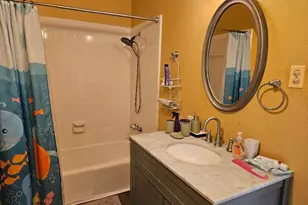 710 N Avenue C, Elgin, TX 78621 - Photo 23