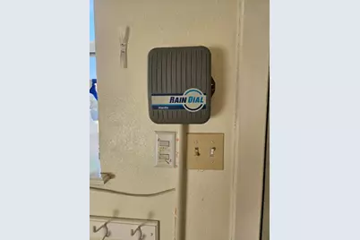 710 N Avenue C, Elgin, TX 78621 - Photo 27