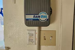 710 N Avenue C, Elgin, TX 78621 - Photo 27