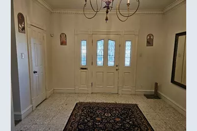 710 N Avenue C, Elgin, TX 78621 - Photo 3