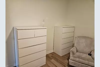 710 N Avenue C, Elgin, TX 78621 - Photo 17