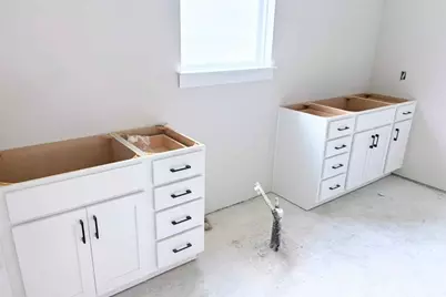 301 Oak Blossom Road, Liberty Hill, TX 78642 - Photo 5