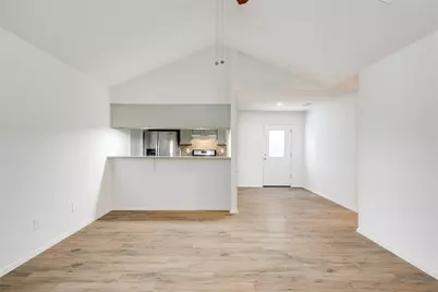 6210 Buffalo Pass #B, Austin, TX 78745 - Photo 5