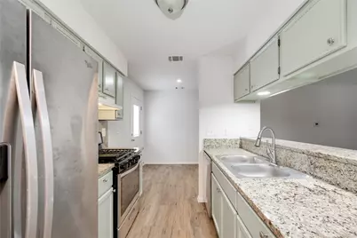 6210 Buffalo Pass #B, Austin, TX 78745 - Photo 13