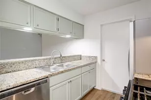 6210 Buffalo Pass, Austin, TX 78745 - Photo 9