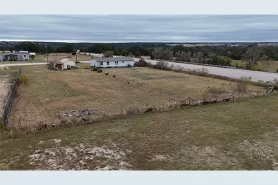 101 Crestview Drive, Liberty Hill, TX 78642 - Photo 3