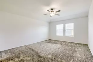 309 Colthorpe Ln, Hutto, TX 78634 - Photo 9