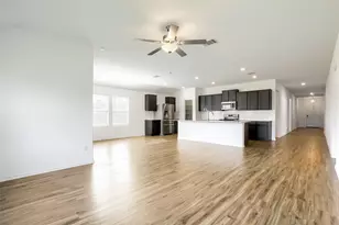 309 Colthorpe Ln, Hutto, TX 78634 - Photo 3