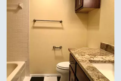 806 W 24th Street #107, Austin, TX 78705 - Photo 7