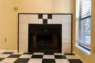 806 W 24th St, Austin, TX 78705 - Photo 3