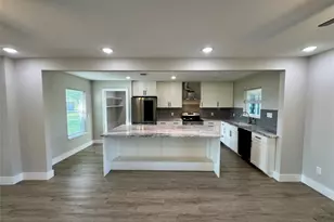 813 Central Ave, Elgin, TX 78621 - Photo 7