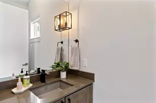 2300 Enfield Rd, Austin, TX 78703 - Photo 11