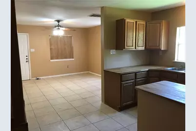 4307 Shallowbrook Trail #1, Austin, TX 78744 - Photo 5