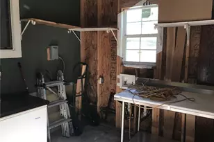 4307 Shallowbrook Trail, Austin, TX 78744 - Photo 11