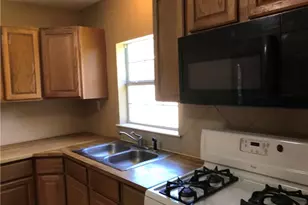 4307 Shallowbrook Trail, Austin, TX 78744 - Photo 7