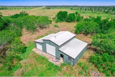 1435 County Road 429, Rockdale, TX 76567 - Photo 11