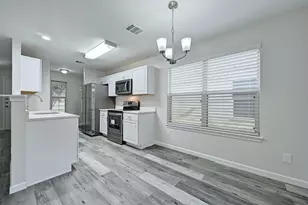 2320 Riddle Rd, Austin, TX 78748 - Photo 9
