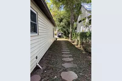 1402 Garden Street, Austin, TX 78702 - Photo 23