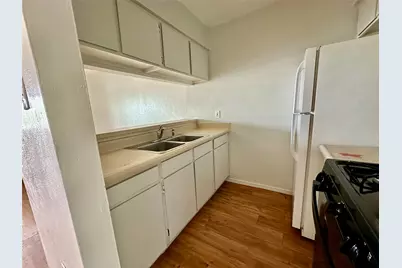 10810 Newmont Road #7, Austin, TX 78758 - Photo 3