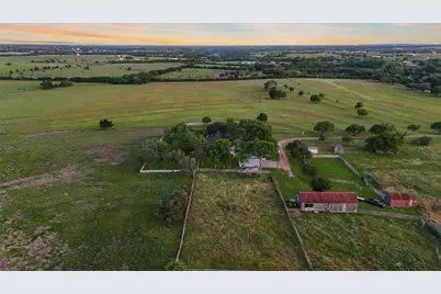 9058 Sam Houston Road, Brenham, TX 77833 - Photo 7