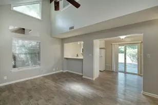 2711 St Edwards Cir, Austin, TX 78704 - Photo 5
