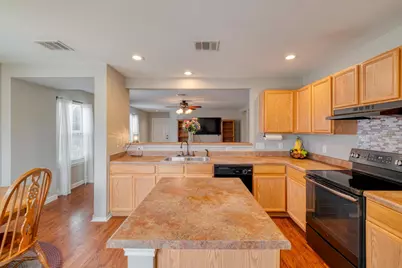 4302 Kings Canyon Drive, Taylor, TX 76574 - Photo 11