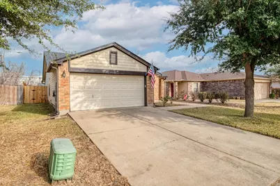 4302 Kings Canyon Drive, Taylor, TX 76574 - Photo 3