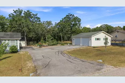 134 Tejas Street, Smithville, TX 78957 - Photo 31