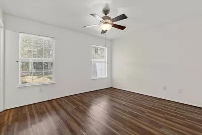 134 Tejas Street, Smithville, TX 78957 - Photo 15