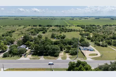 4302 N Main Street, Taylor, TX 76574 - Photo 7