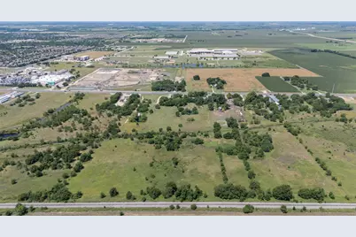 4302 N Main Street, Taylor, TX 76574 - Photo 11