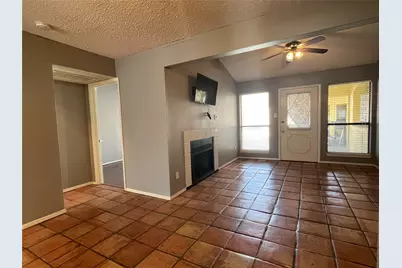 806 W 24th Street #303, Austin, TX 78705 - Photo 1