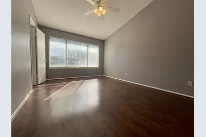 806 W 24th Street #303, Austin, TX 78705 - Photo 7