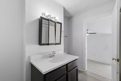 1401 E 29th Street, Bryan, TX 77802 - Photo 5