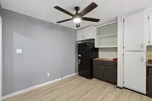 1401 E 29th St, Bryan, TX 77802 - Photo 15