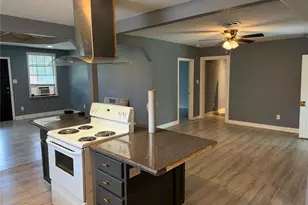 1401 E 29th St, Bryan, TX 77802 - Photo 5