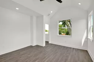 7603 Carver Ave, Austin, TX 78752 - Photo 11