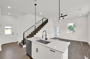 7603 Carver Ave, Austin, TX 78752 - Photo 3