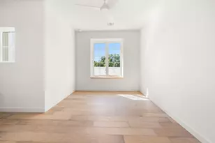 5607 Tura Ln, Austin, TX 78721 - Photo 25