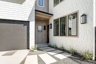 5607 Tura Ln, Austin, TX 78721 - Photo 29