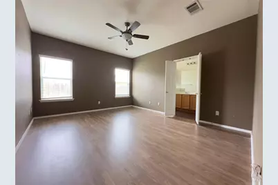 11500 S Morgans Point Street, Manor, TX 78653 - Photo 9