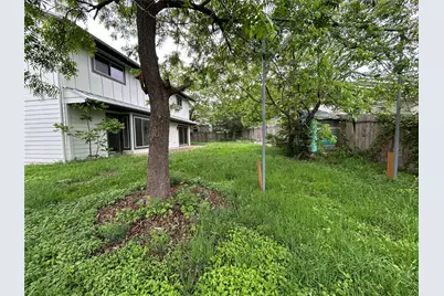 9010 Quail Creek Drive, Austin, TX 78758 - Photo 17