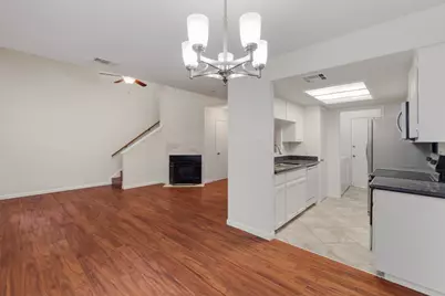 512 Eberhart Lane #1402, Austin, TX 78745 - Photo 31