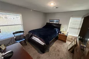 809 Sussex Dr, Austin, TX 78745 - Photo 5