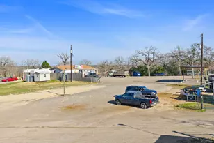 21000 Trappers Trail, Manor, TX 78653 - Photo 29